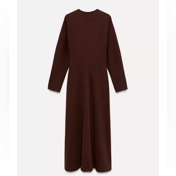 Zara Elegant Burgundy V-Neck Dress - Picture 2 of 13